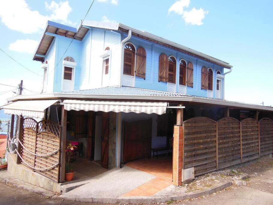 Maison Situee Dans Un Petit Village De Pecheur لو كاربيت المظهر الخارجي الصورة